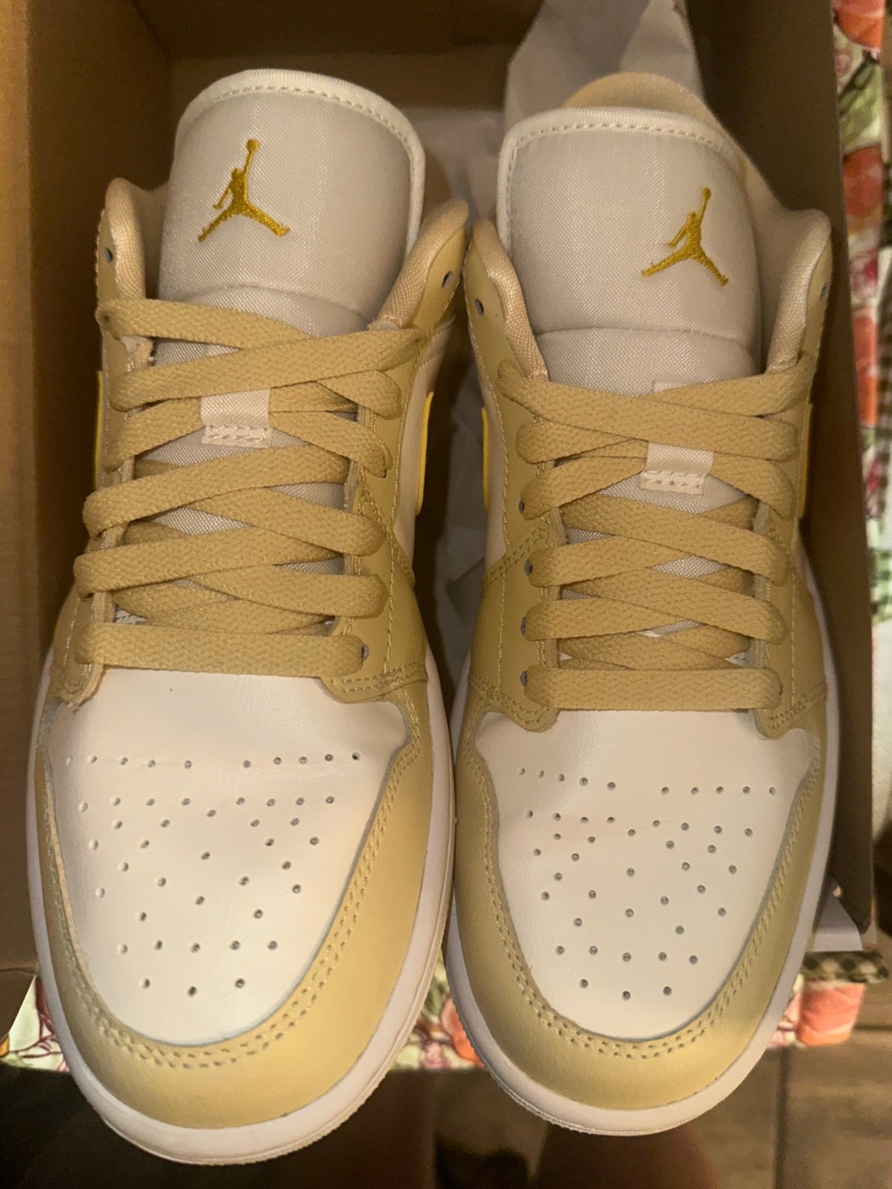 Nike air Jordan 1 low “yellow ochre” women’s size 8.5 men’s 7 - Picture 4 of 11
